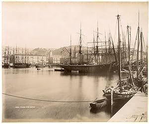 Croatie, Rijeka, Fiume Vom Hafen, vue sur le port, navires amarrés