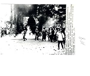 Vietnam, Émeutes entre catholiques et bouddhistes, août 1964