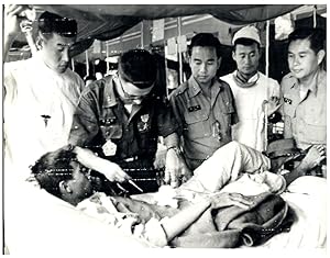 VIETNAM Guerre du Viêt Nam Medecins sud Coréen