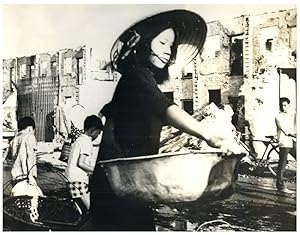 Vietnam, scène de marché à Ben Tre, mars 1968