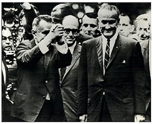 U.S.A, Le soviétique Kossyguine rencontrant Johnson, avril 1967