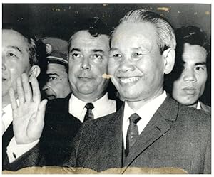 Paris, guerre du Vietnam,réunion avec M. Averell Harriman et Xuan Thuy, mai 1968