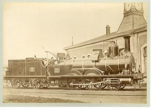 Locomotive P.L.M. 120 avec tender no. 815