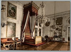 Paris. Versailles. Grand Trianon. Chambre de la reine Victoria.