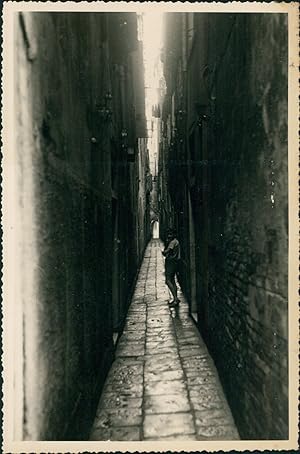 Italie, Venise, ancienne rue, ca.1952, Vintage silver print