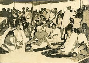 Rajghat, Delhi, commémoration de l'assassinat de Gandhi, février 1949