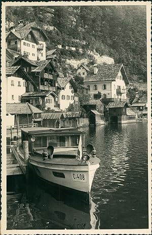 Autriche, Hallstatt, Bateau et hangars, 1952, Vintage silver print
