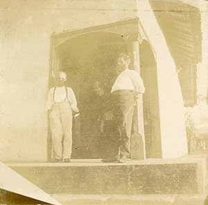 Nicaragua, Deux hommes avant l'explosion, ca.1899, Vintage citrate print