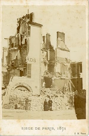 France, Paris, Immeuble détruit au Siège de Paris, ca.1871, Vintage albumen print