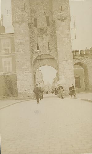 France, Moret-sur-Loing, Porte de Samois, 1908, Vintage citrate print