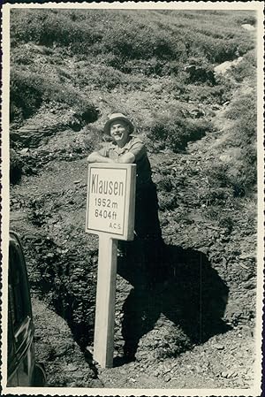 Suisse, Col du Klausen, Balise, 1949, Vintage silver print