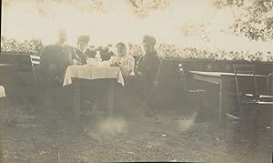 France, Déjeuner sur une terrasse, 1909, Vintage citrate print