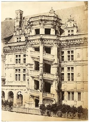 France, Blois, escalier honneur du château, façade François 1er