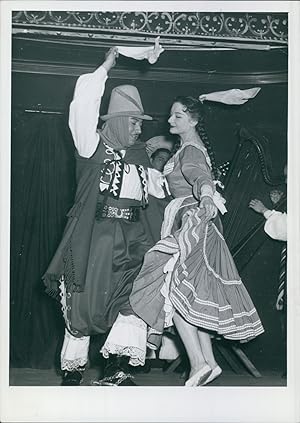 Argentine, Danseurs argentins Humahuque, ca.1947, Vintage silver print