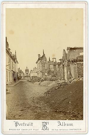 Guerre de 1970, Châteaudun, ruines sur la rue d Orléans, ca.1870, vintage albumen print