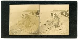 STEREO Grande-Bretagne ? Familles sur une plage à identifier, circa 1900