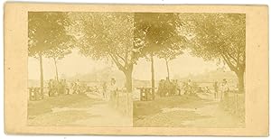 STEREO Groupe en pose sur la berge d'une ville à identifier, circa 1870