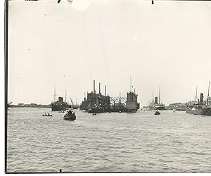 Egypte, Canal de Suez, Port Saïd, atelier de construction navale, Dock
