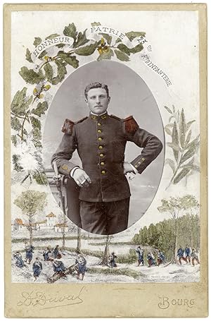 Militaire à Bourg vers 1900