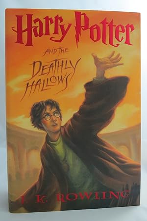 HARRY POTTER AND THE DEATHLY HALLOWS (DJ Protected by a Brand New, Clear, Acid-Free Mylar Cover)