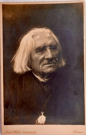Franz Liszt,Brustbild. Original-Porträtphotographie von Louis Held.