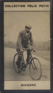 Photographie de la collection Félix Potin (4 x 7,5 cm) représentant : Gaston Rivierre, coureur cy...