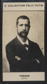 Photographie de la collection Félix Potin (4 x 7,5 cm) représentant : Alexandre Yersin, médecin. ...