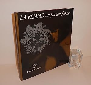 La femme vue par une femme. Album de modèles. Présentation de Cecil de Saint-Laurent. Paris. Édit...