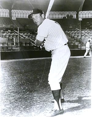 MICKEY MANTLE PHOTO 4 OF 6 8'' x 10'' inch Photograph