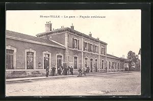 Ansichtskarte Is-sur-Tille, La Gare / Bahnhof, Facade extérieure
