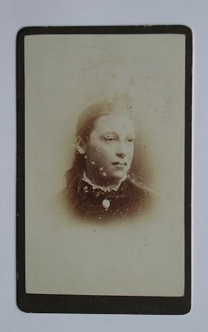 Carte De Visite: Portrait of a Young Woman.