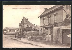 Carte postale Isambal-Montjean, des enfants stehen vor einem Haus