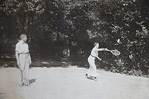 «L'insouciance» [PHOTOGRAPHIE] Album photographique amateur. Tennis 1914
