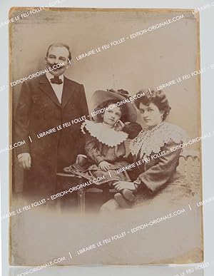 Portrait photographique de Charles Destouches, oncle de Louis-Ferdinand Céline et sa famille