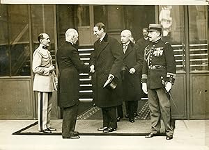 "Le PRINCE HÉRITIER du DANEMARK et Mr de FOUQUIÈRES Chef du protocole de l'Elysée (1932)" / Photo...