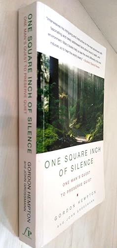 One Square Inch of Silence: One Man's Search for Natural Silence in a Noisy World [With CD (Audio)]