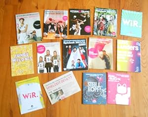 14 Spielzeit- und Theaterpädagogikmagazine und Zeitschriften aus dem Theater der Jungen Welt Leip...
