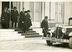 "Messieurs LAVAL, Louis ROLLIN, CATHALA (Décès de Mr MAGINOT le 7 Janvier 1932)" Photo de presse ...