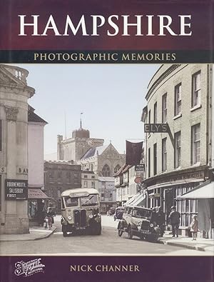 Francis Frith's Hampshire (Photographic Memories)