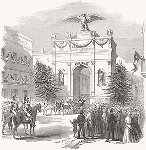 Arrival of the president at the Triumphal Arch, at St. Etienne