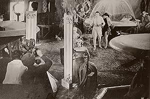 "METROPOLIS" Réalisé par Fritz LANG en 1926 avec Gustav FRÖHLICH, Margarete LANNER, Brigitte HELM...