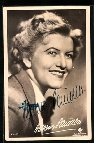Ansichtskarte Schauspielerin Maria Paudler mit freundlichem Lächeln, Autograph