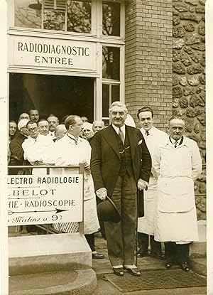 "Mr BLAISOT et le Docteur BELOT inaugurent le nouveau centre de radiologie à l'Hôpital SAINT-LOUI...
