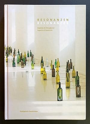Resonanzen : Aspekte der Klangkunst / Resonances : Aspects of Sound Art (includes CD)