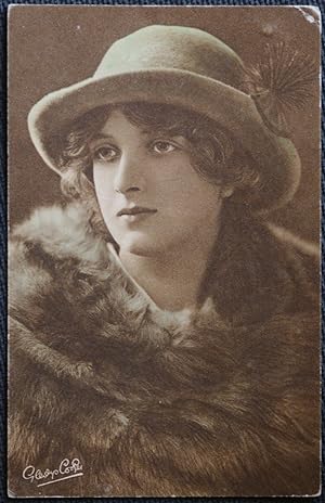 Dame Constance Gladys Cooper Collectable Series No. 3022/3