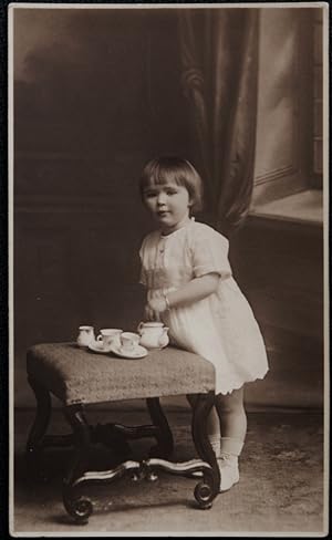 Mollie Edgerton Aged1 Years 9 Months Orpington Vintage Postcard
