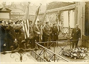 "BI-CENTENAIRE de WASHINGTON devant le tombeau de LAFAYETTE au cimetière de Picpus PARIS 1932" Ph...
