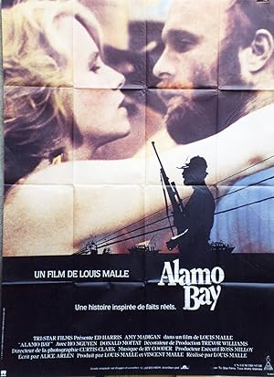 "ALAMO BAY" Réalisé par Louis MALLE en 1985 avec Ed HARRIS, Amy MADIGAN / Affiche française origi...