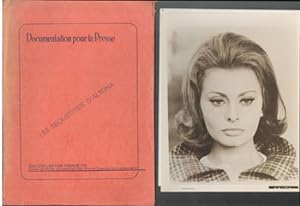 Les Séquestrés d'Altona with 6 photographs of Sophia Loren. (The Condemned of Altona). Press kit ...