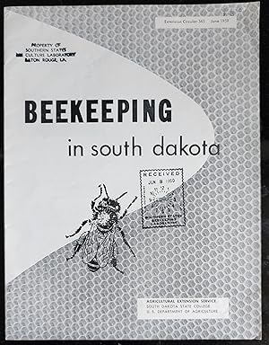 Beekeeping in South Dakota (EC 565) June 1959